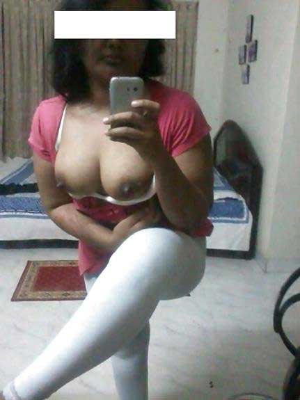 boobs selfie Indian Sex Photos