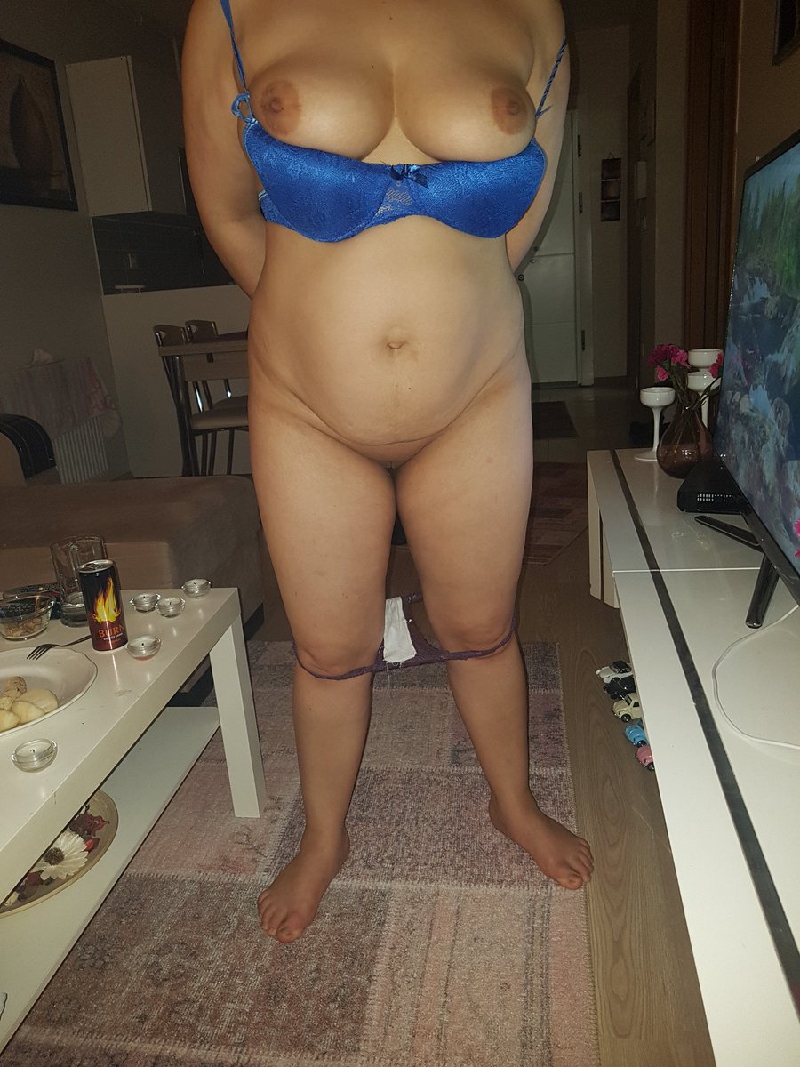 Nude at home in Surat